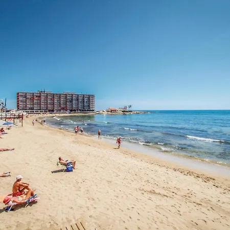 Διαμέρισμα 2 Bedroom Lovely In