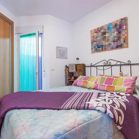 2 Bedroom Lovely In Διαμέρισμα
